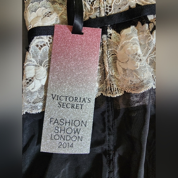 🛑 Brand New 2014 Victoria Secret lingerie - Picture 6 of 8